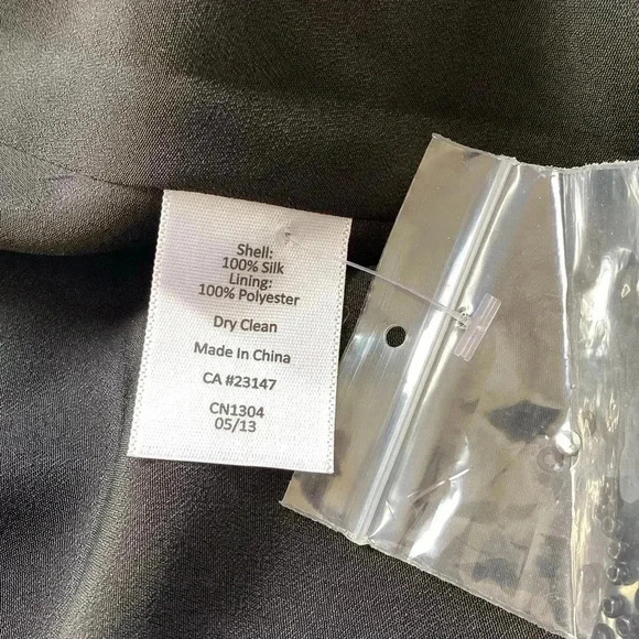 Talbots NWOT 100% Silk Women's Sz 2 Petite Black Sequin Trim Pleated Skirt - Picture 6 of 7